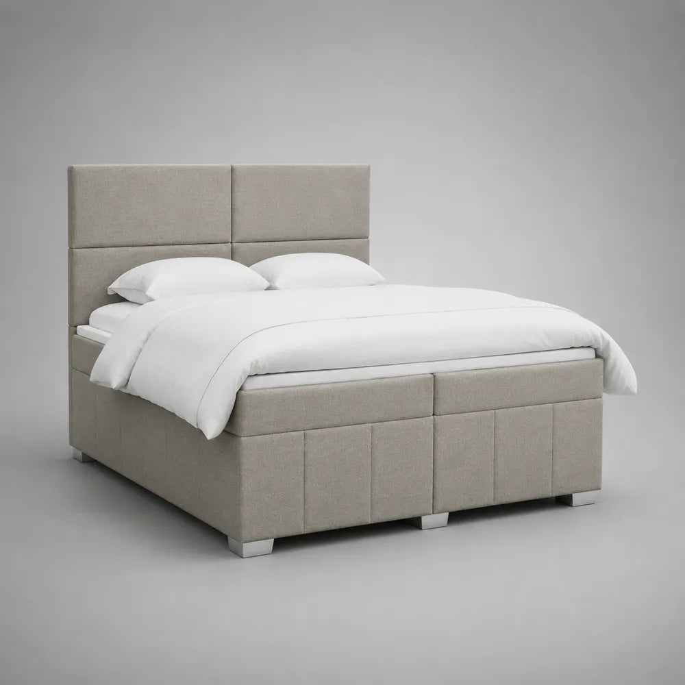 Letto matrimoniale 160 x 200 cm struttura imbottita in tessuto effetto lino grigio beige con testiera a pannelli quadrati e piedini in metallo argento